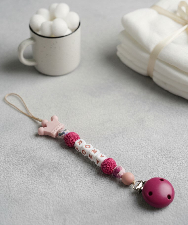 Attache tétine Rose Royale